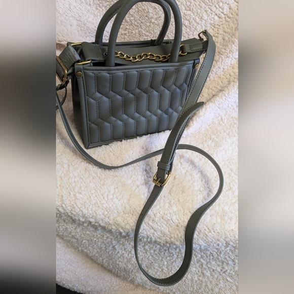 NWT Steve Madden Bniko quilted crossbody bag - Picture 8 of 11